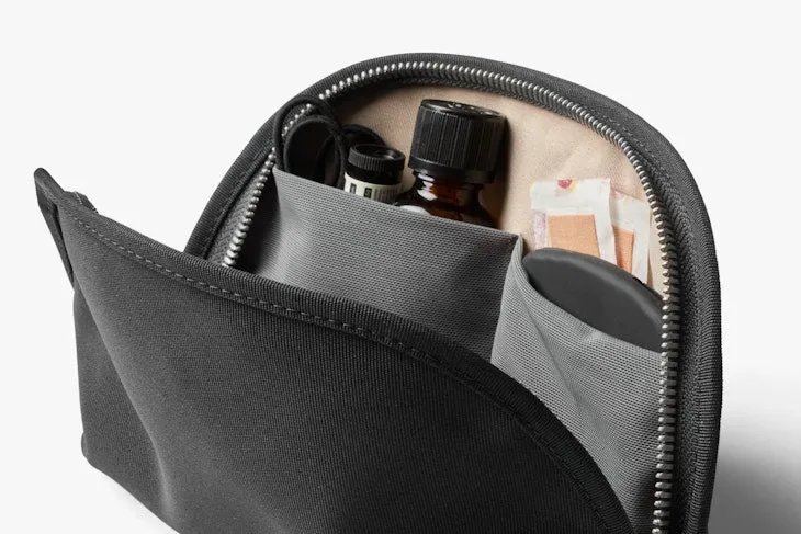 Bellroy Classic Pouch