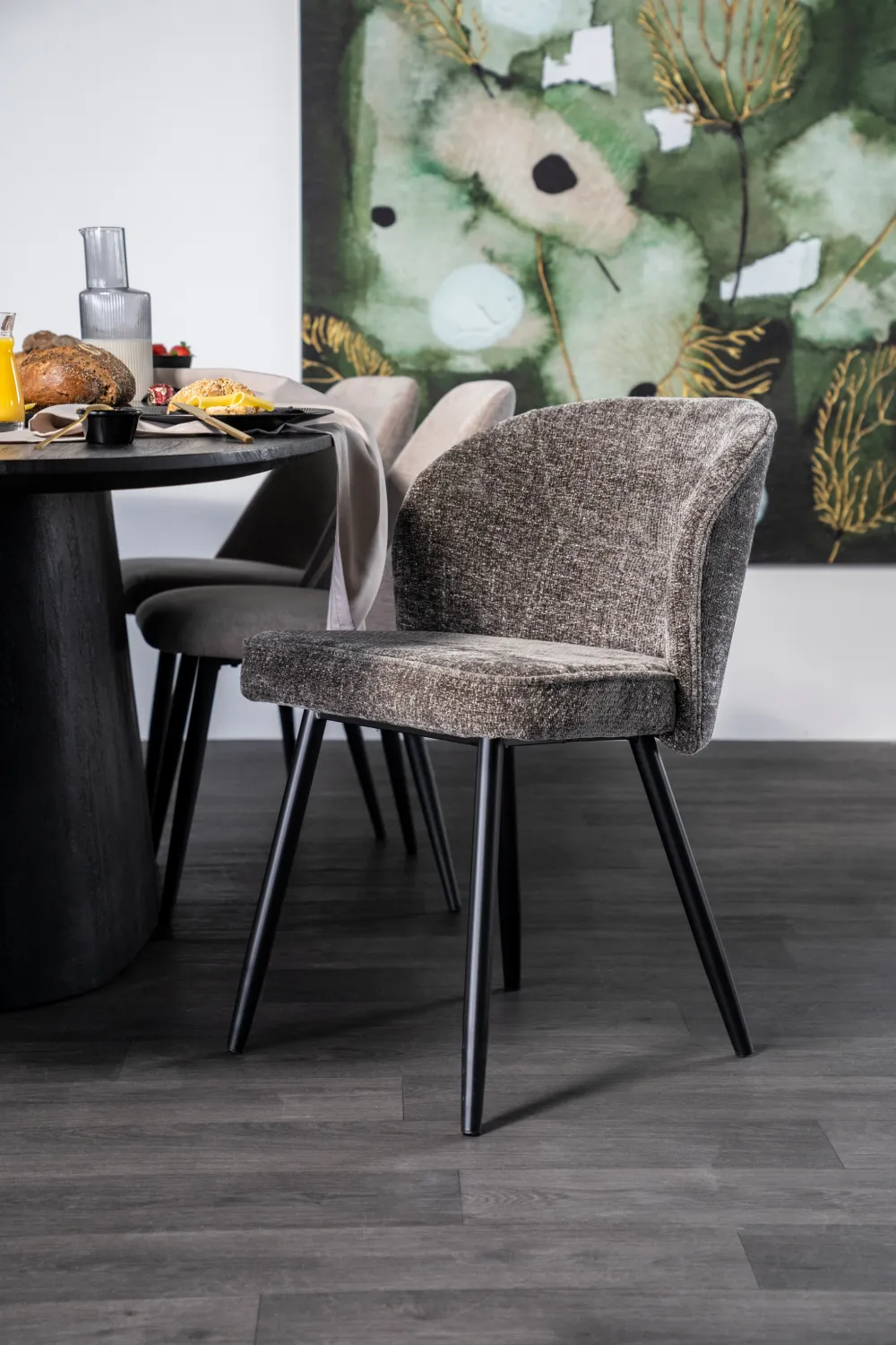 Modern Minimalist Dining Chair | Eleonora Riley