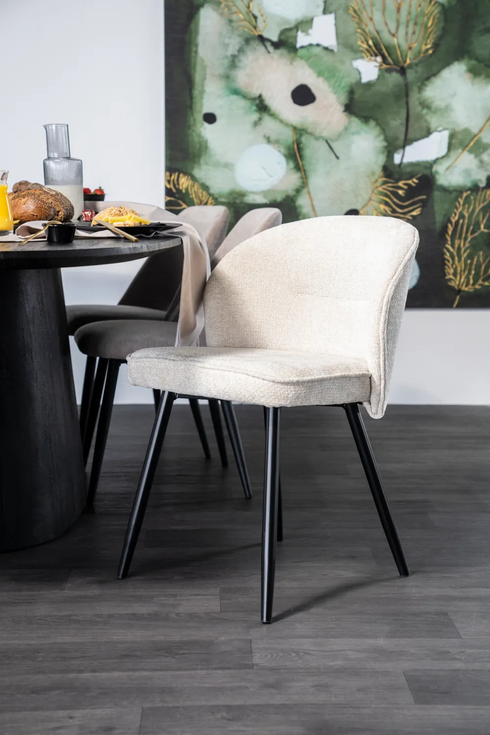 Modern Minimalist Dining Chair | Eleonora Riley