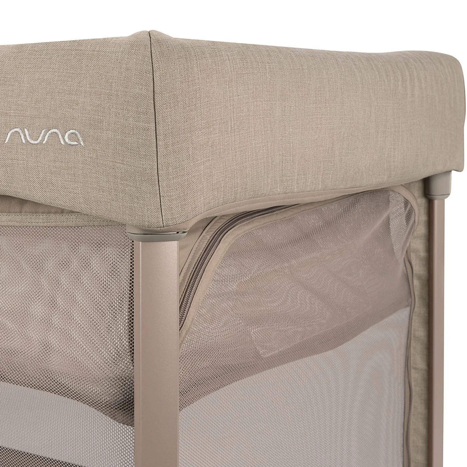 Nuna - Paal Playard - Cedar