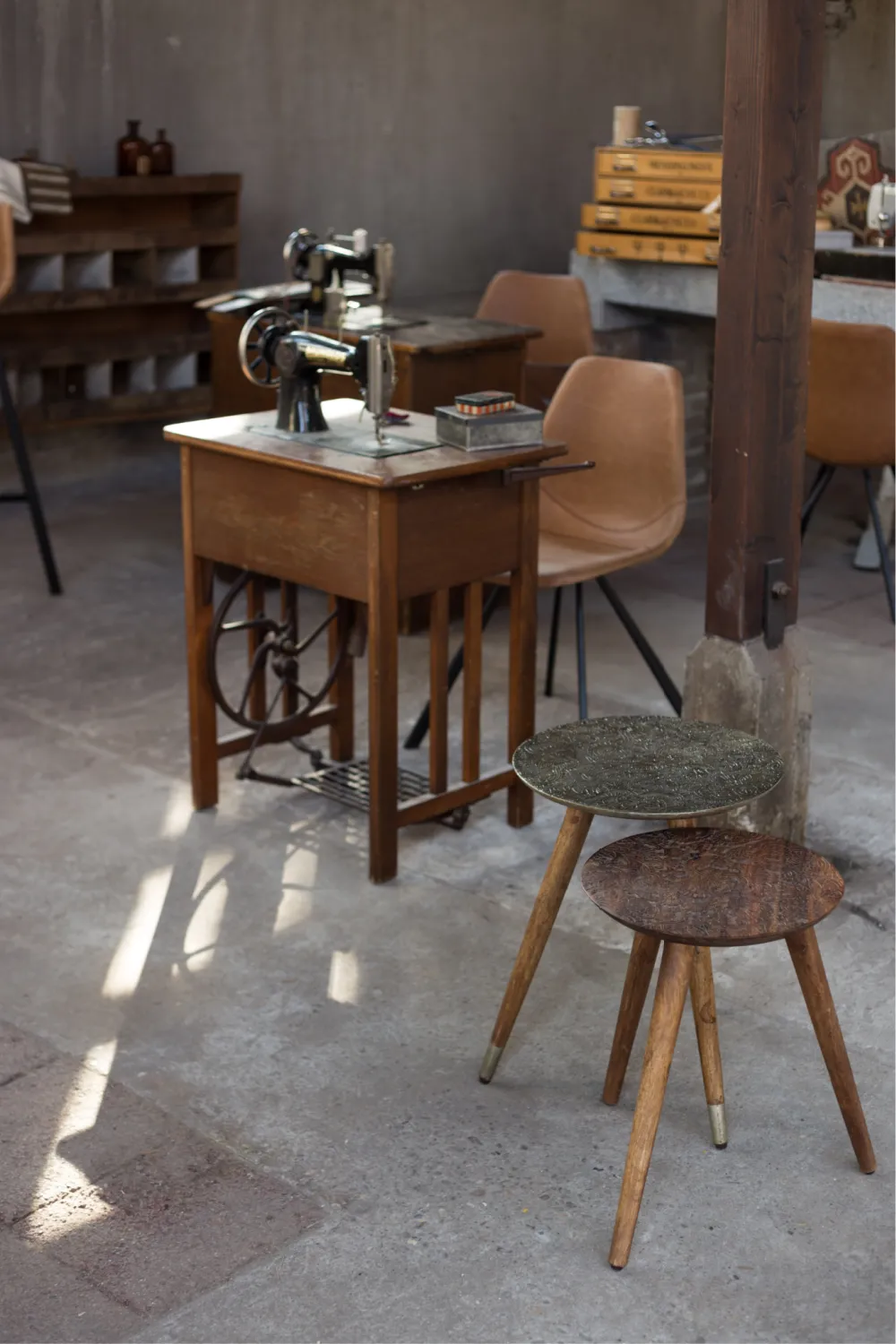 Round Brass End Table | Dutchbone Bast