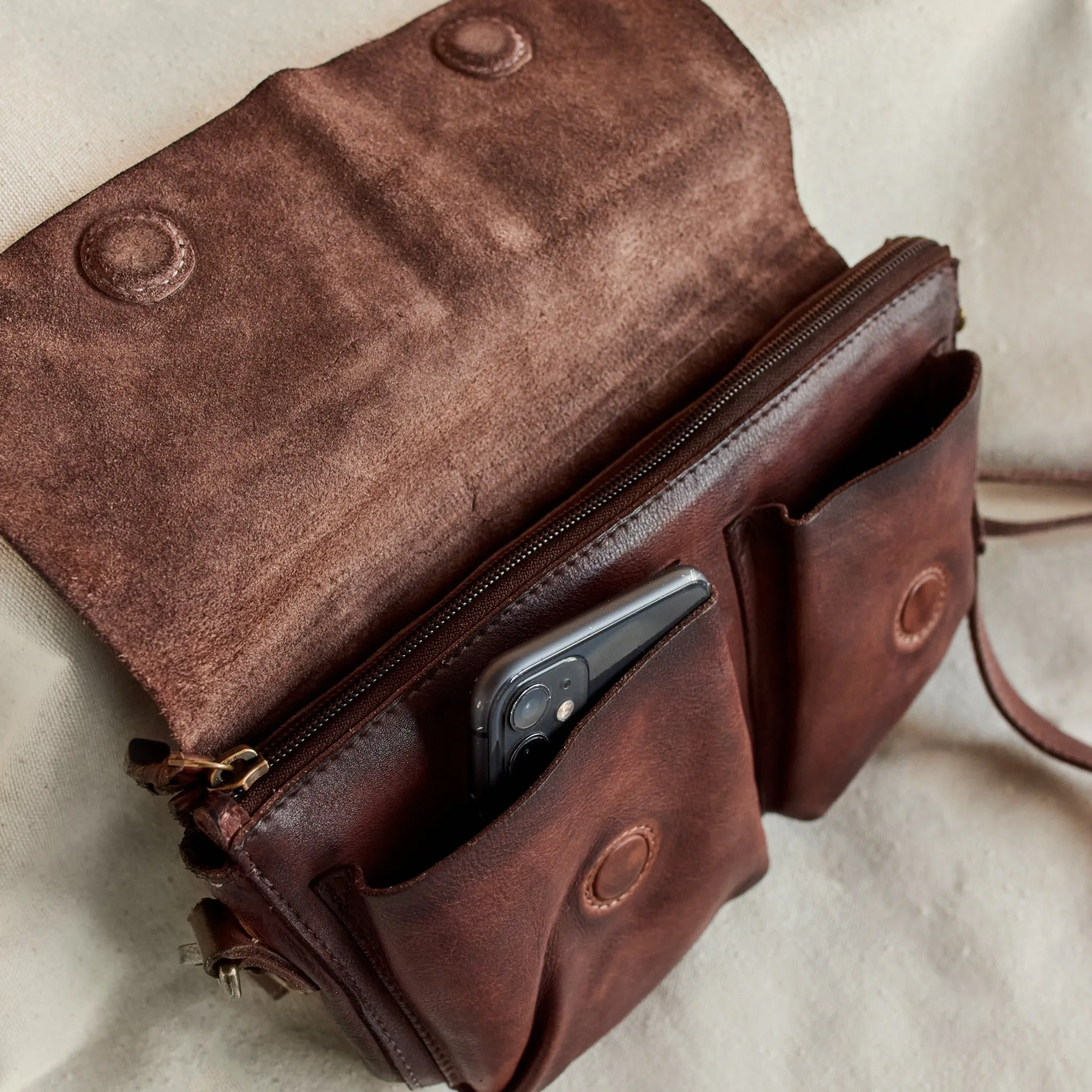 Terra Crossbody