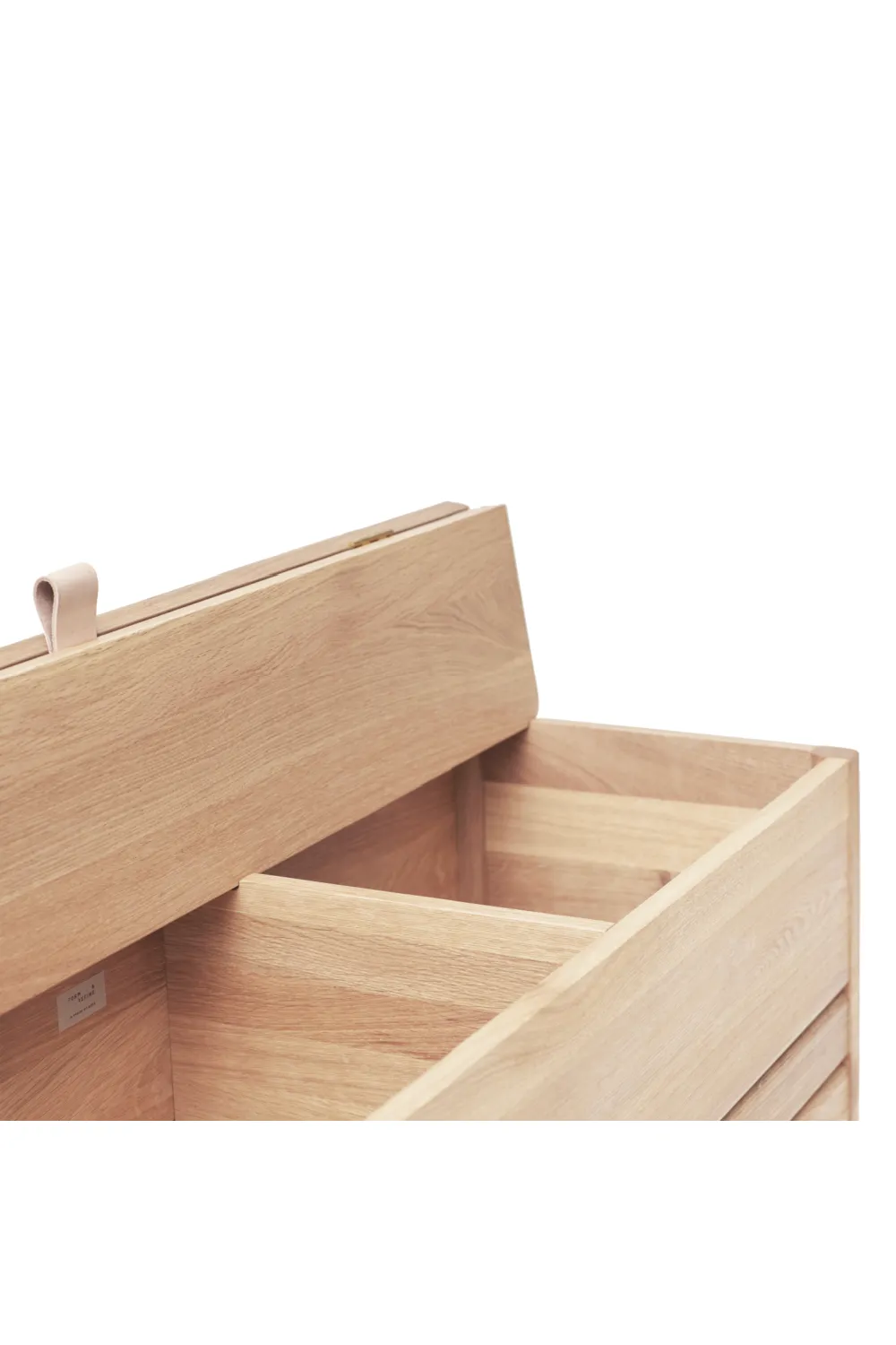 White Oak Storage Bench L | Form & Refine A Line